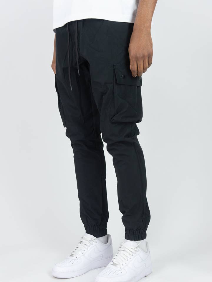 451R Solide Nylon-Cargohose - Schwarz für den Großhandel von Rebel Minds