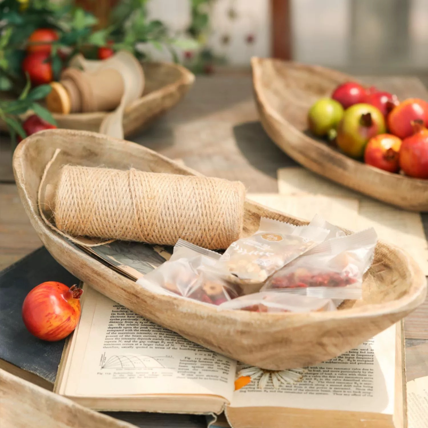 Rustic Reach - Wholesale Platter - Retro Wooden Boat-Shaped Fruit Platter5