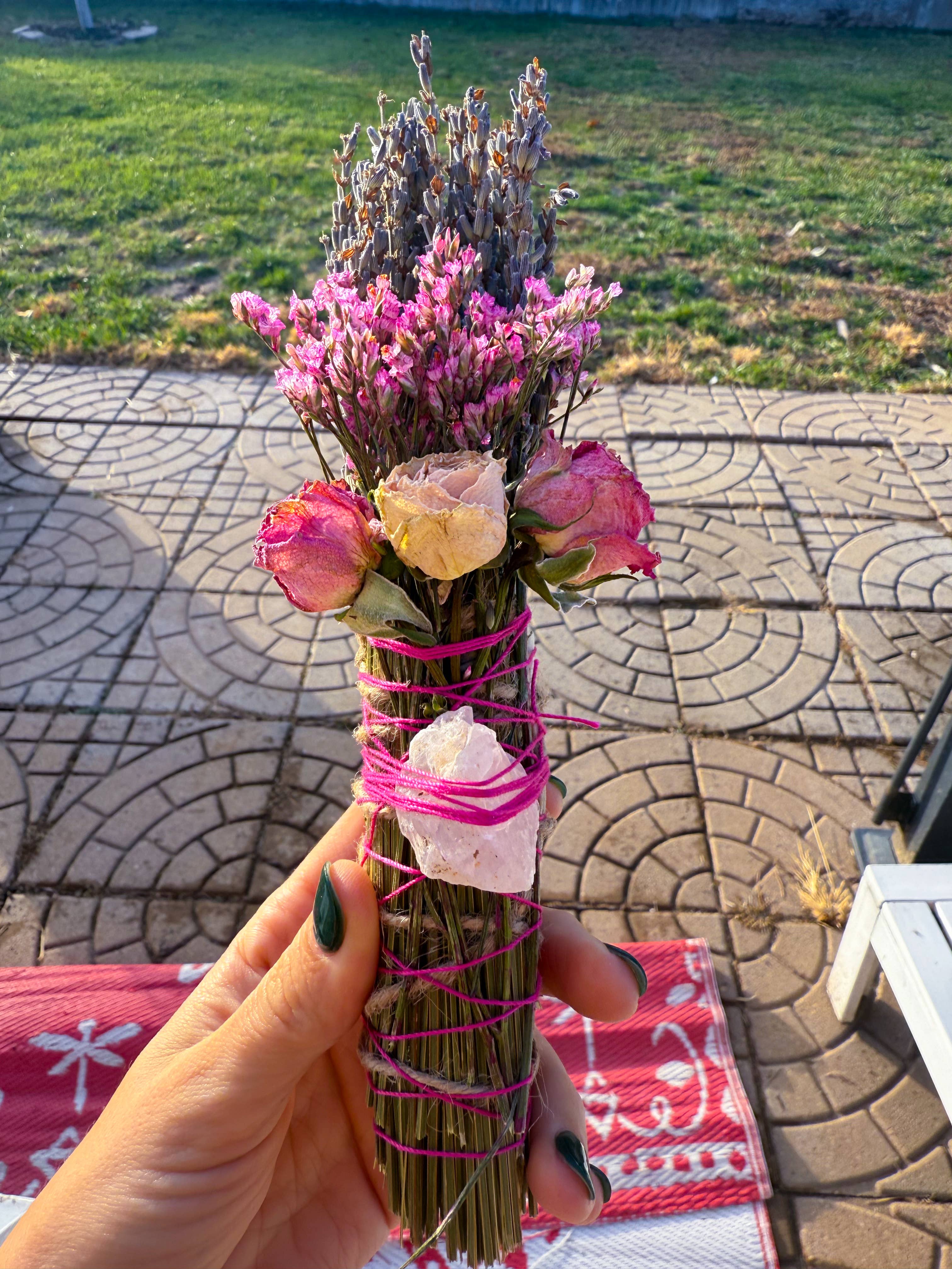 CharlieHaze - Wholesale Sage Bundle - Rose Quartz, Rosemary, Sage, and Lavender Smudge Stick3