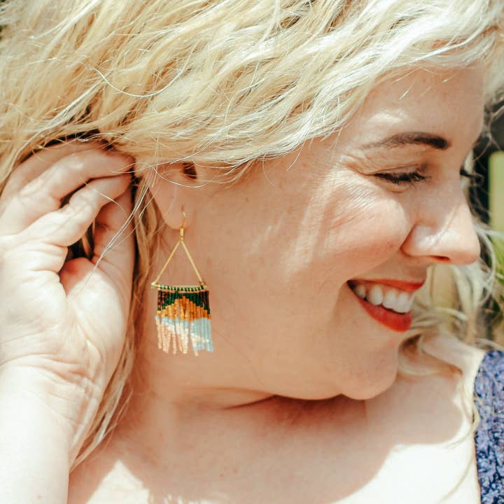 DuHope - Venta al por mayor Pendientes colgantes - Pendientes con flecos de neón: estilo Shea