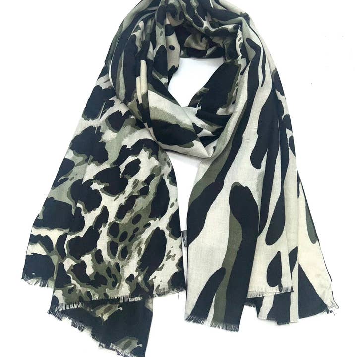LINETA - Wholesale Scarf - Women's - LL-3 Thick Scarf with Leopard Pattern3