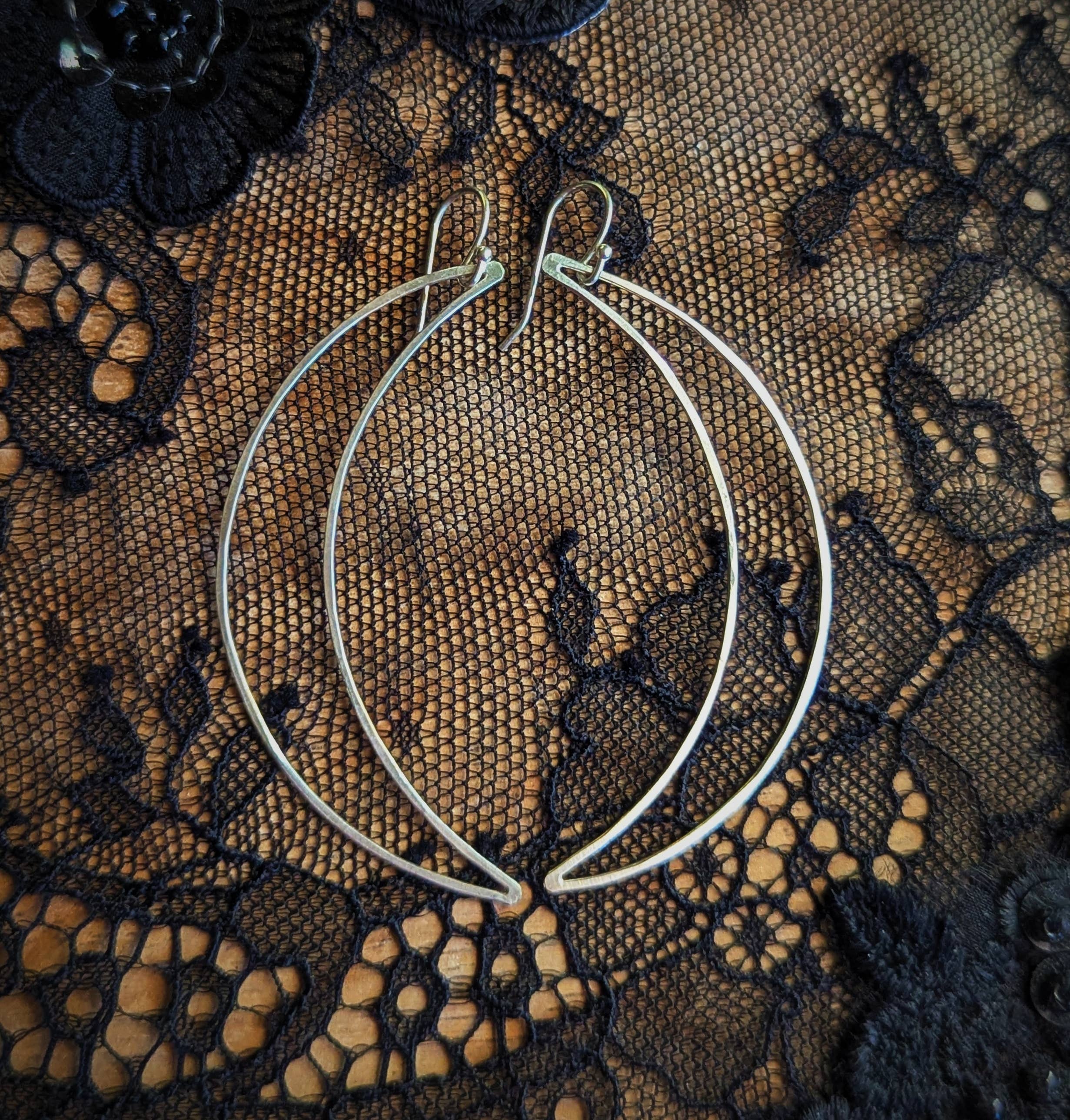 Maxi Cif Designs – Brincos de argola por atacado – Brincos Sobre a Lua1