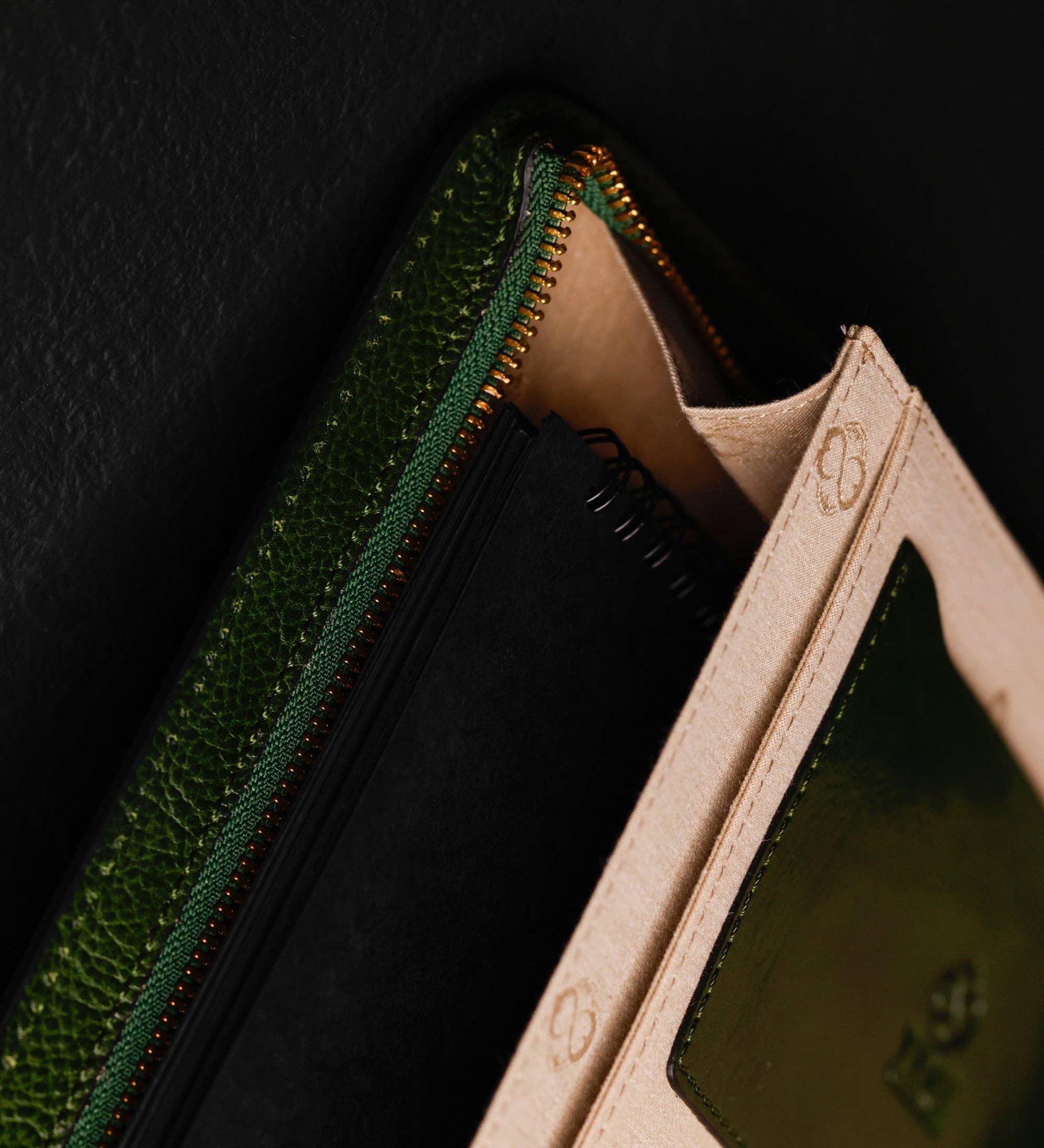 Time Resistance – wholesale Mappar – Lädermapp för A4-dokument - Candide30