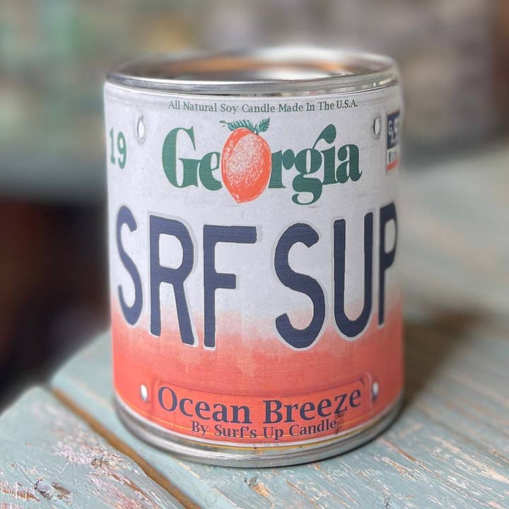 Candela Ocean Breeze Paint Can con targa della Georgia per la vendita all'ingrosso da parte di Surfs Up Candle