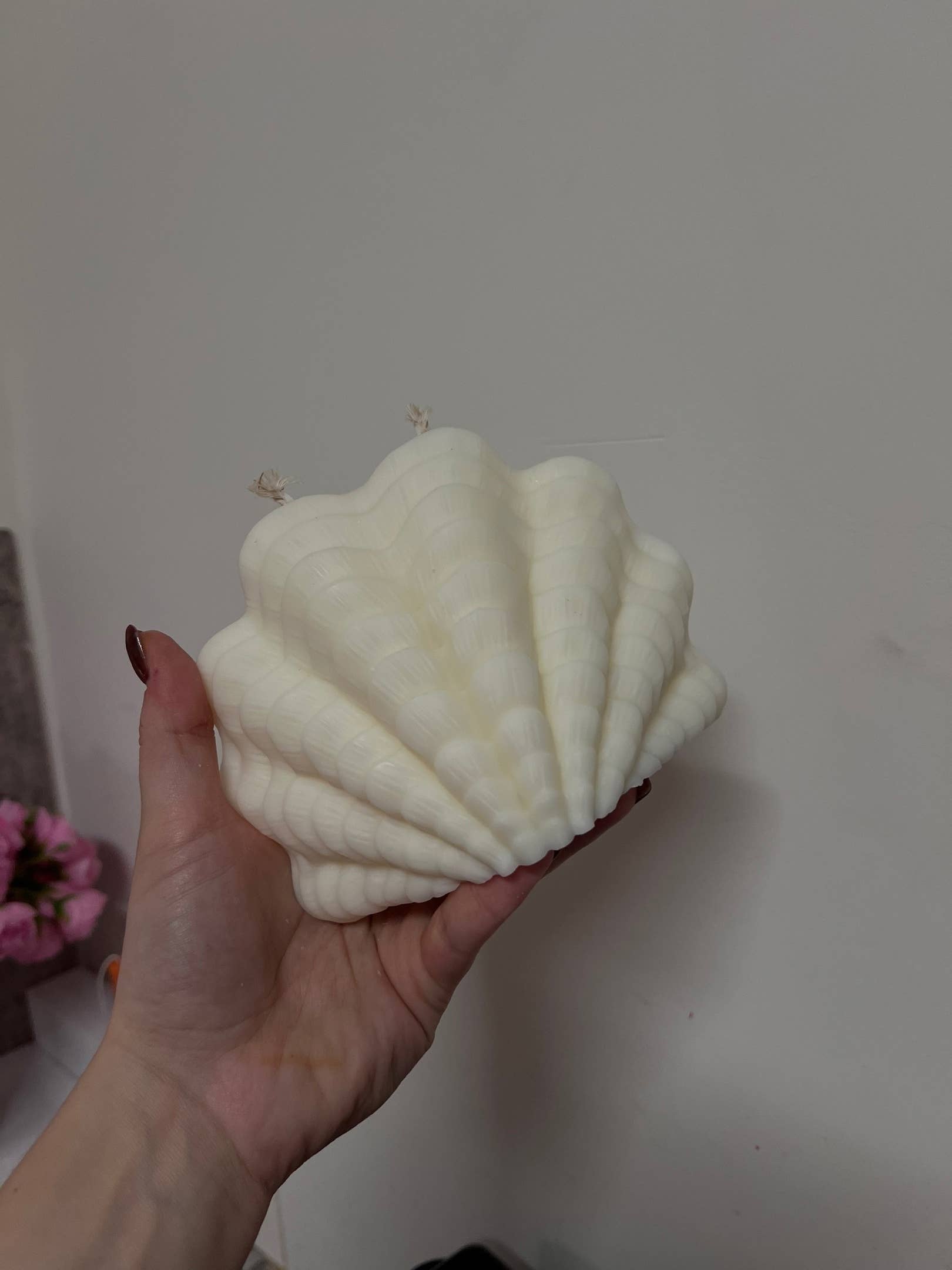 Agaboo Candle - Wholesale Novelty Candle - Large Ocean Shell Candle 4.5x5.5in - Shells - Shaped1