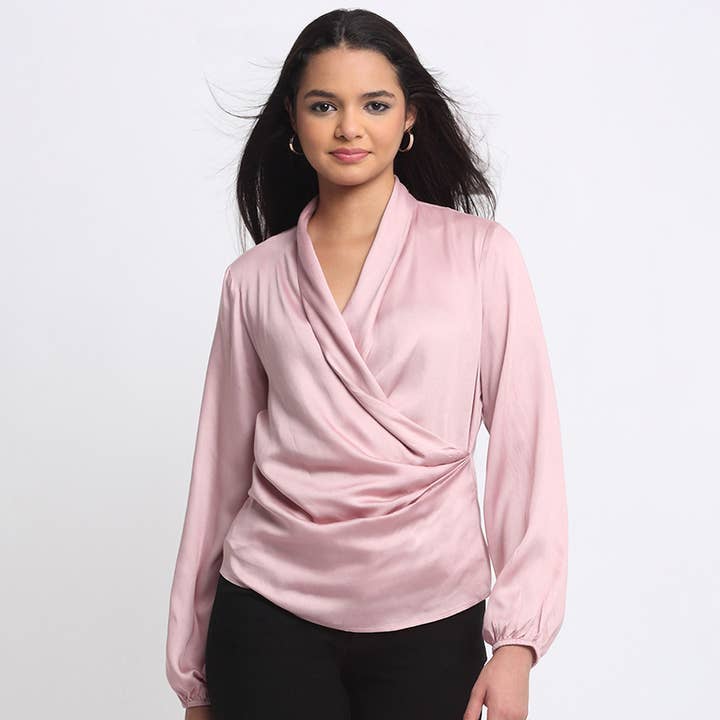 Lyserød ensfarvet festbluse til kvinder for engroshandel hos Shaye