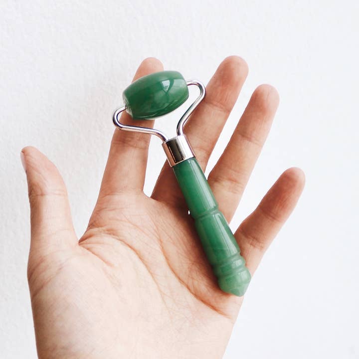 Mount Lai - Wholesale Face/Beauty Roller - The De-Puffing Mini Jade Facial Roller