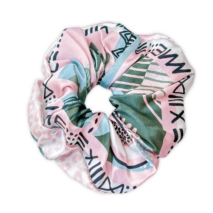 Il BIG Aubree Scrunchie per la vendita all'ingrosso da parte di CB Grey