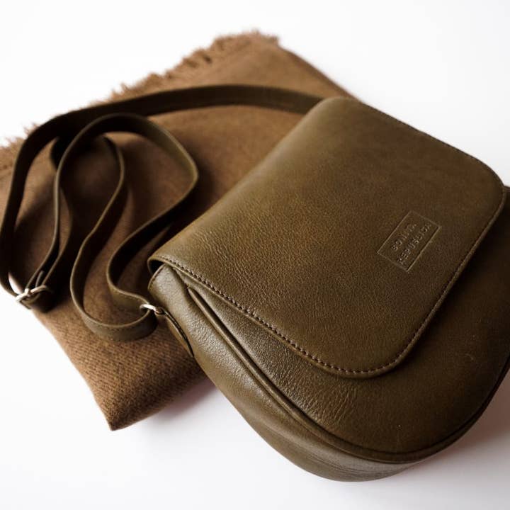 Bonita Republica - Wholesale Crossbody Bag - Women's - Manta Bag1