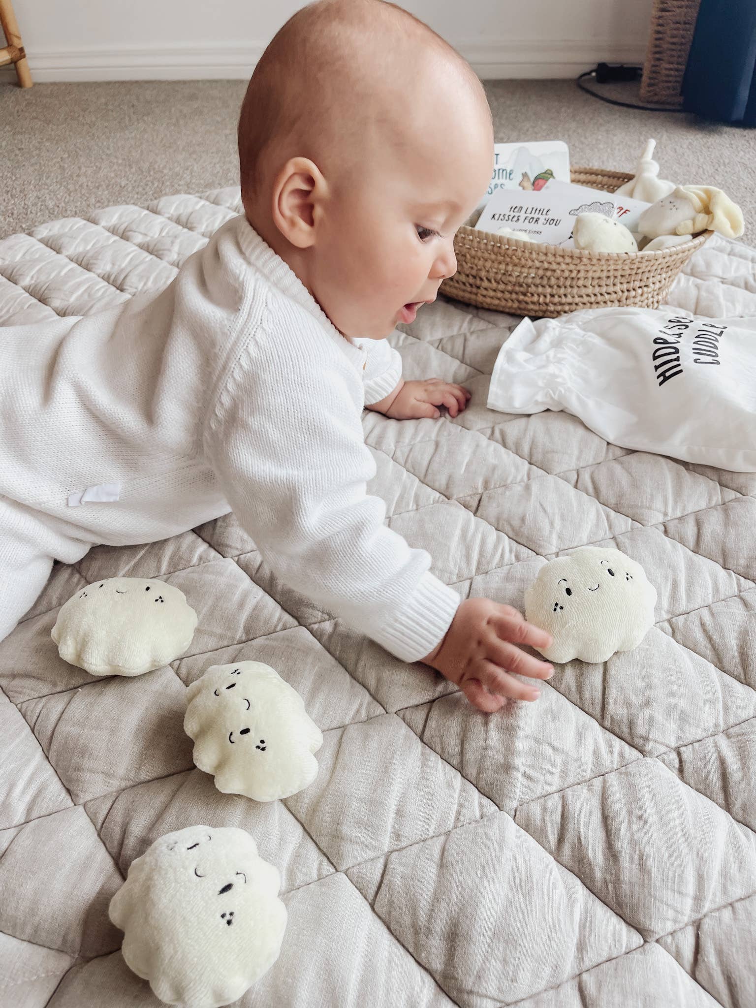 The Kiss Co – wholesale Stuffed/plush toy – Kids & baby – Hide & Seek Cuddles6