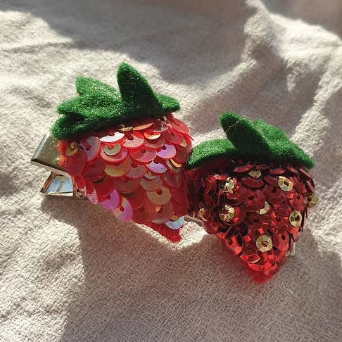Pinza para el pelo The Double Strawberry para venta al por mayor de Kate Gwilliam
