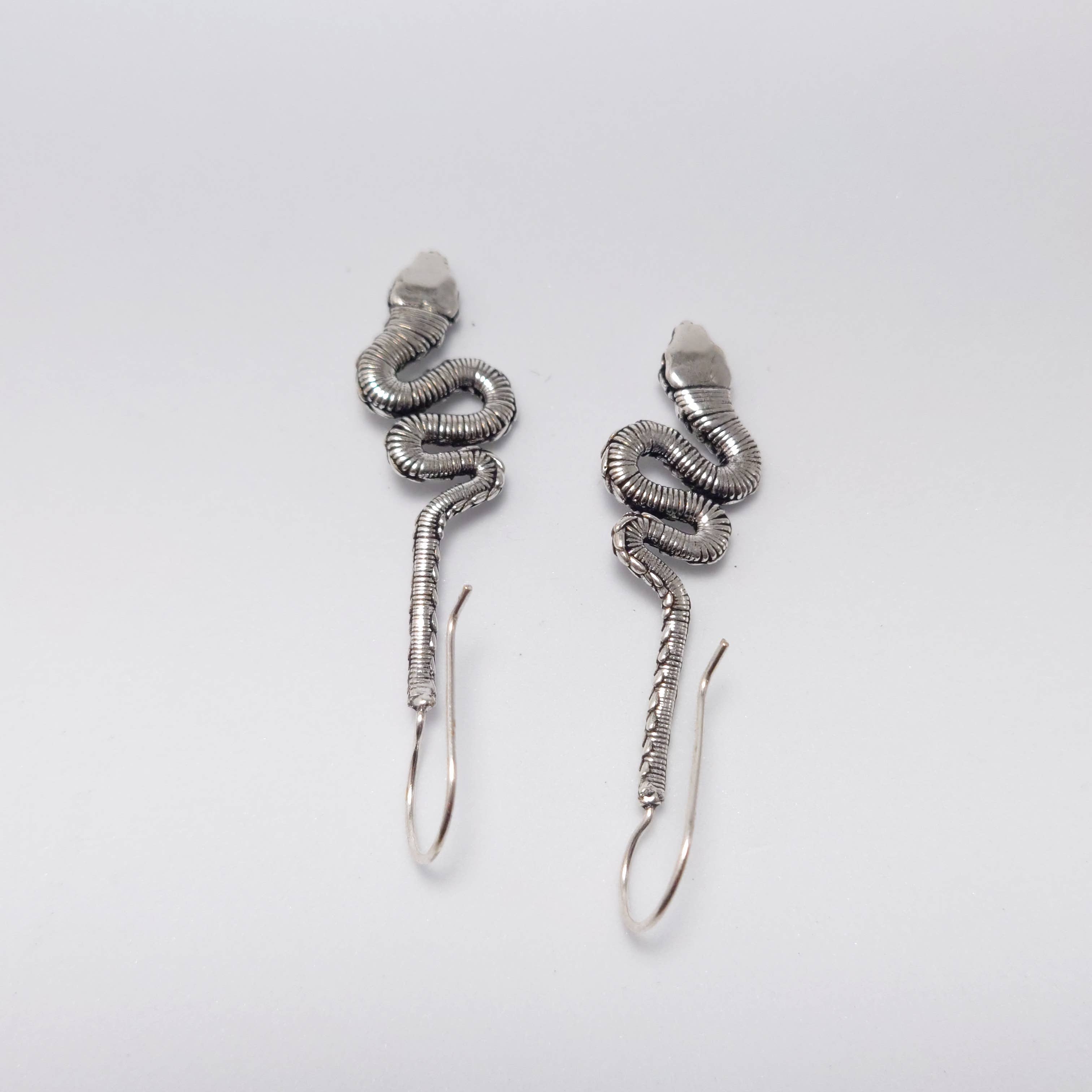 Tenzing Collections - Wholesale Dangle Earrings - Snake Earrings, Golden and Silver7