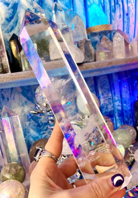 Desarwen - Wholesale Spiritual Stone/Crystal - Altar point obelisk glass crystal sacred geometry 1