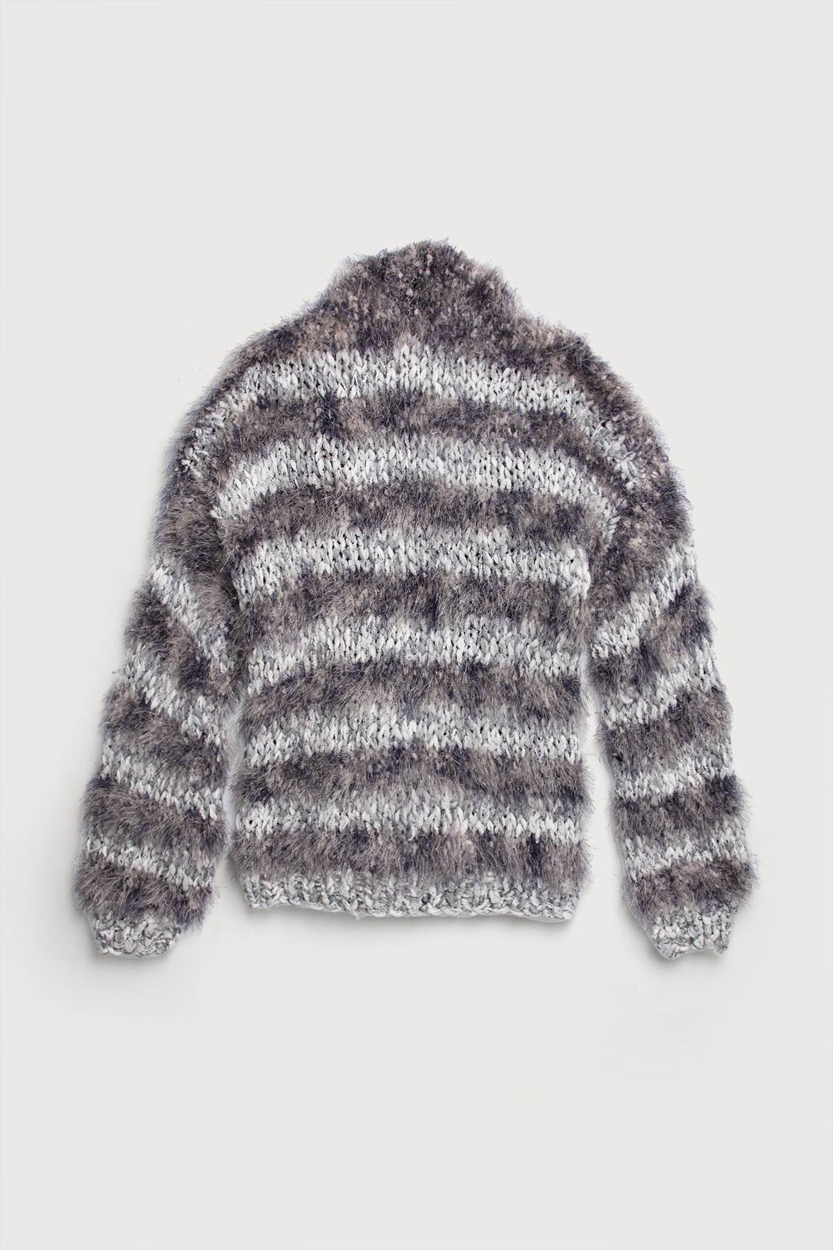 SAACHI - Wholesale Cardigan – Women’s - Eyelash Hand Knit Cardigan8