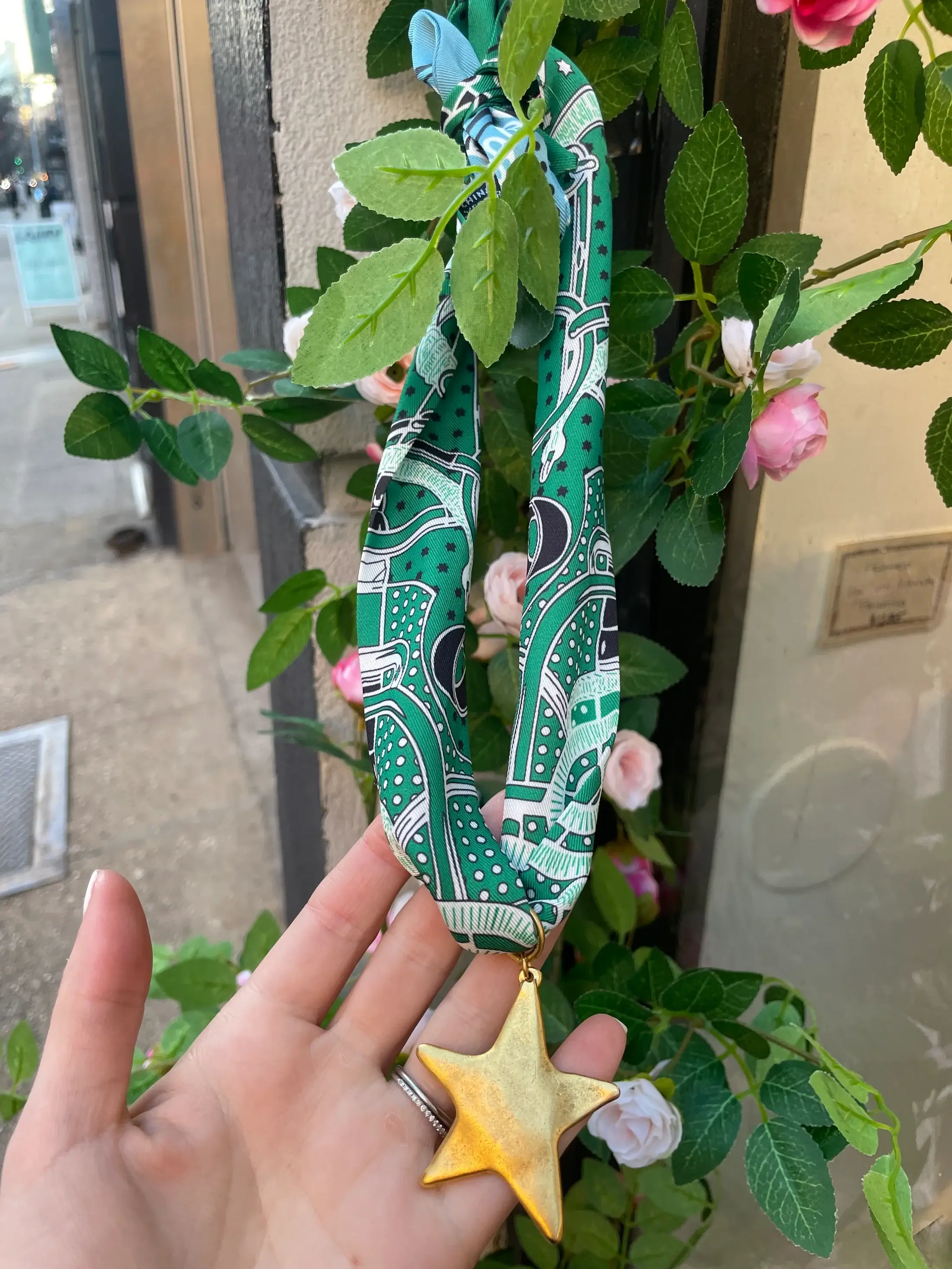 Cola Stacks - Wholesale Pendant/Charm Necklace - Florence Scarf Necklace1