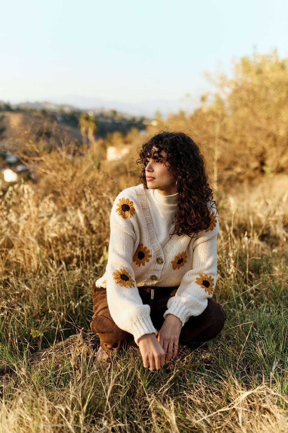 Mello. - Wholesale Cardigan - Women's - Sunflower Embroidered V Neck Cardigan1