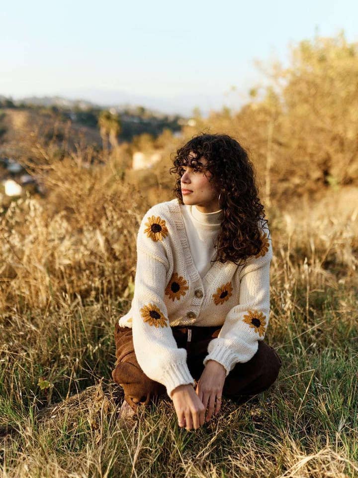 Mello. - Wholesale Cardigan - Women's - Sunflower Embroidered V Neck Cardigan1