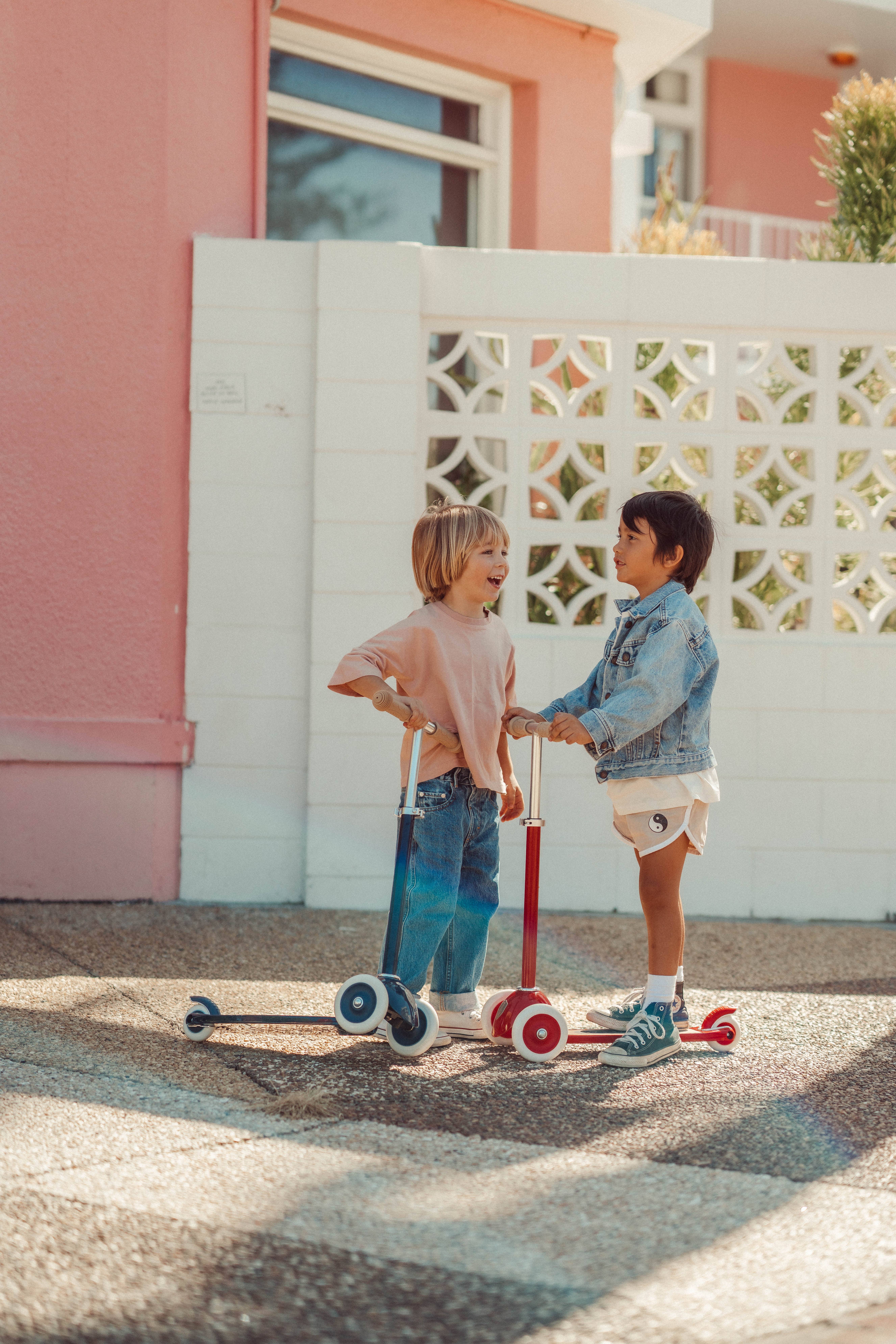 Banwood Inc - Vente Vélo et trottinette – enfant - TROTTINETTE VINTAGE BANWOOD - MARINE3