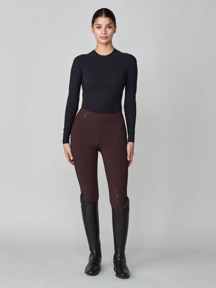 Langärmliges schwarzes Skulpturshirt für den Großhandel von Yagya