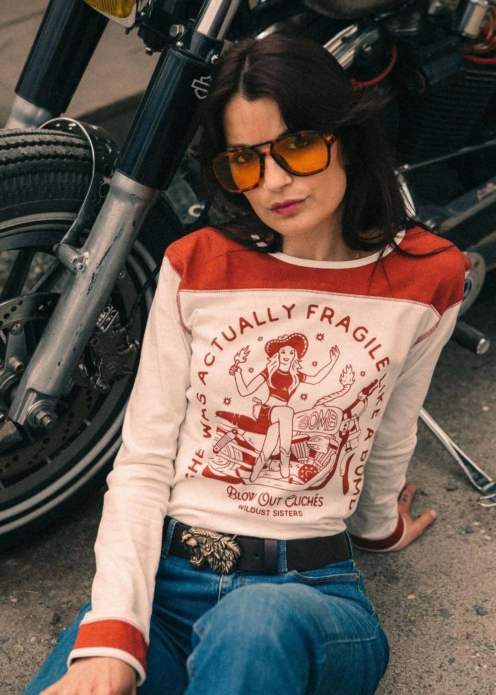 WILDUST - Wholesale Screen Printed T-Shirt - Women's - WESTERN TEE - FRAGILE LIKE A BOMB4