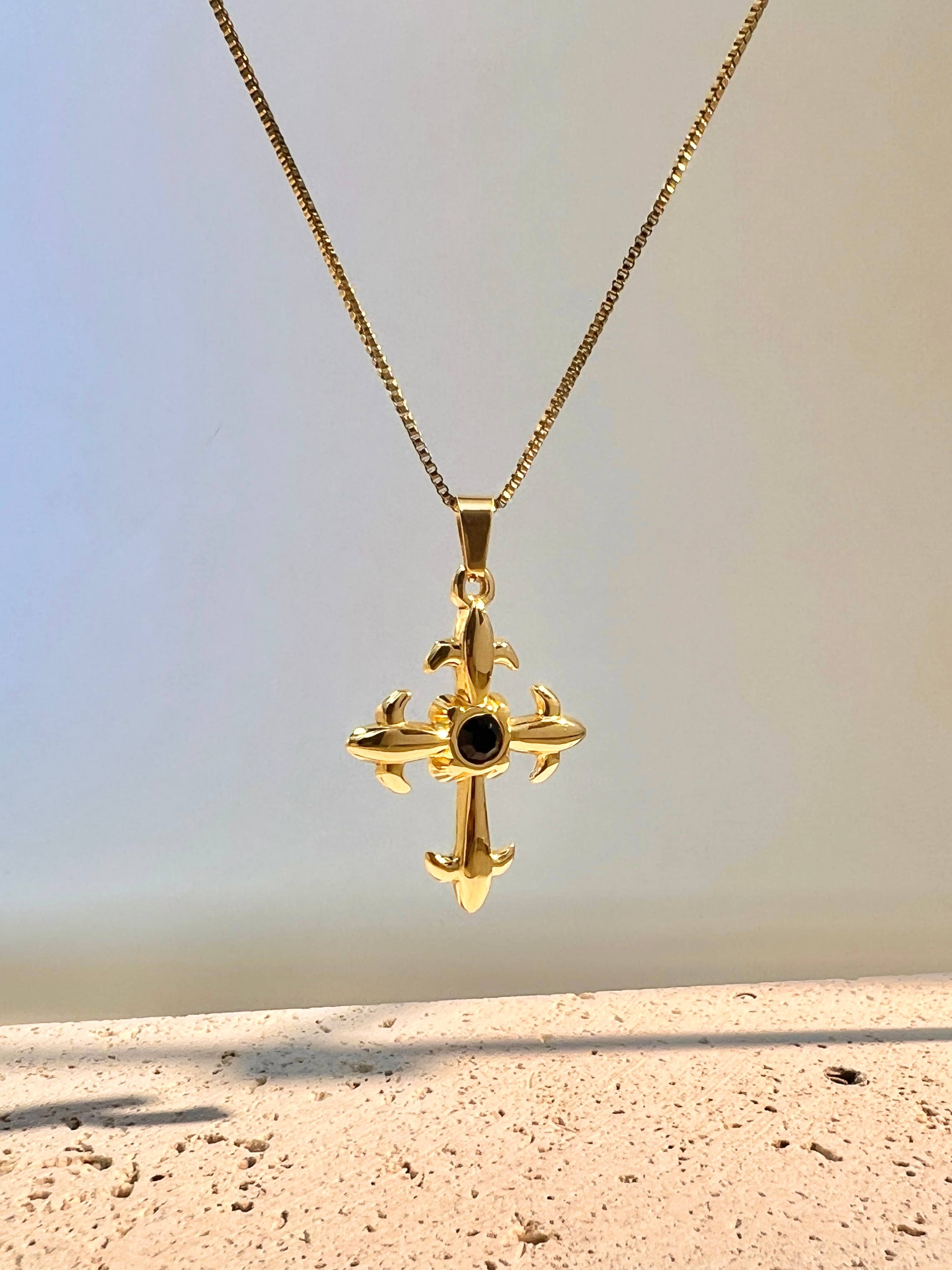 COSMOS – Engroshandel Halskæde med vedhæng – Rustfrit stål halskæde med kors og rhinsten2