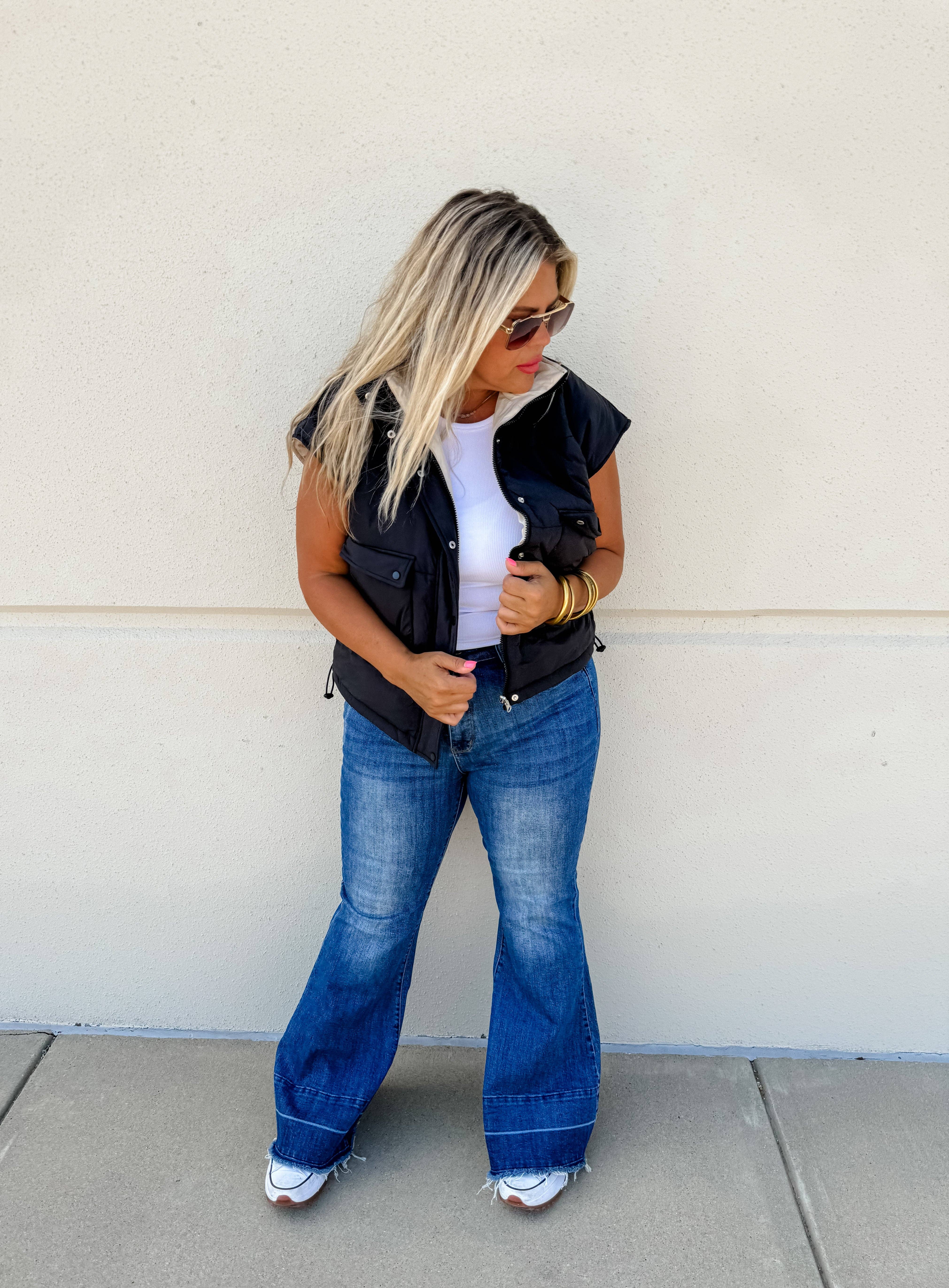 BLAKELEY - Wholesale Outerwear Vest - Women's - MADDOX REVERSIBLE PUFFER VEST17