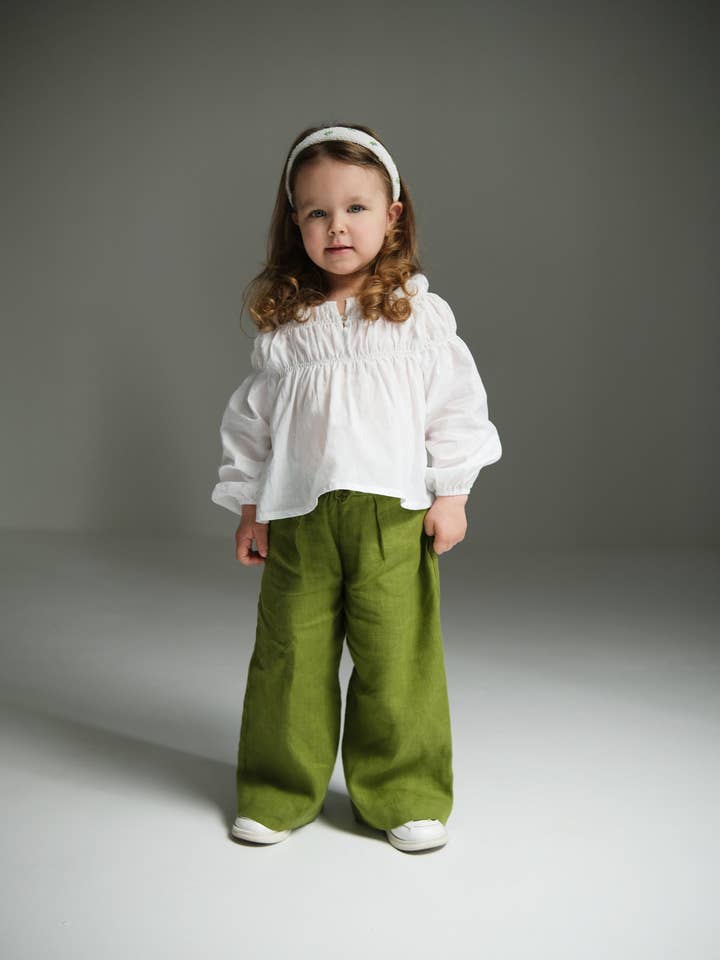 Pantalon large en lin pour la vente par PAREA