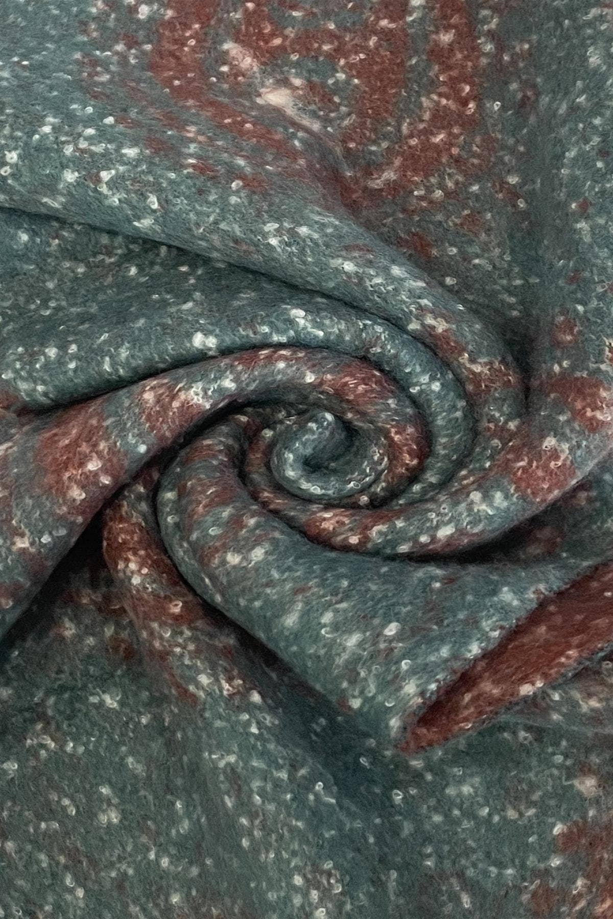 Fashion Scarf World - Wholesale Scarf - Women's - Paisley Chunky Tassel Reversible Wool Blanket Scarf3