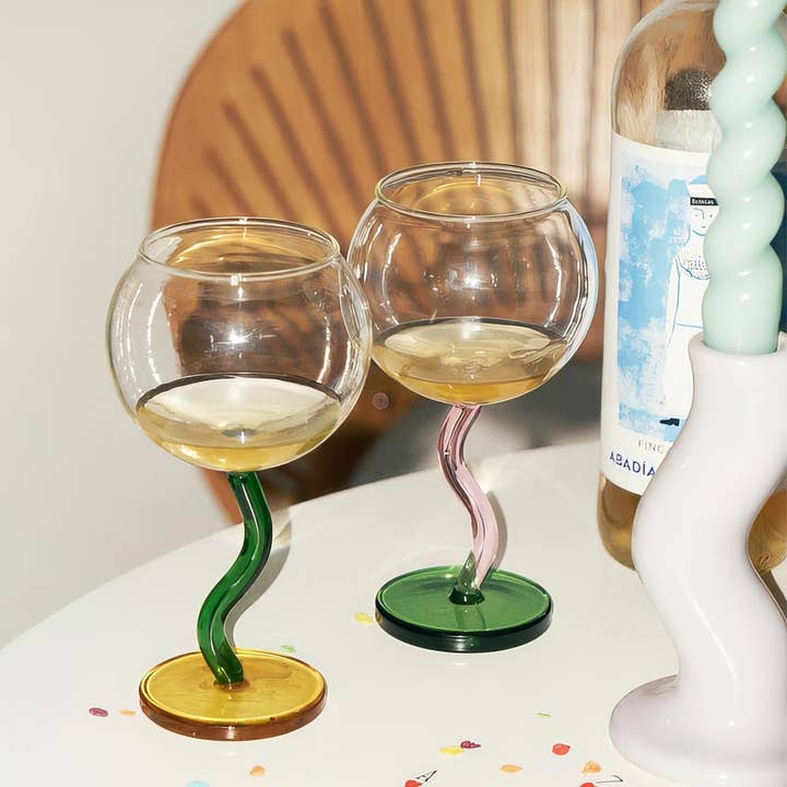 TUTU Home - Wholesale Wine glass - "Ballon" Purple & Green Wine Glass with Curved Stem1