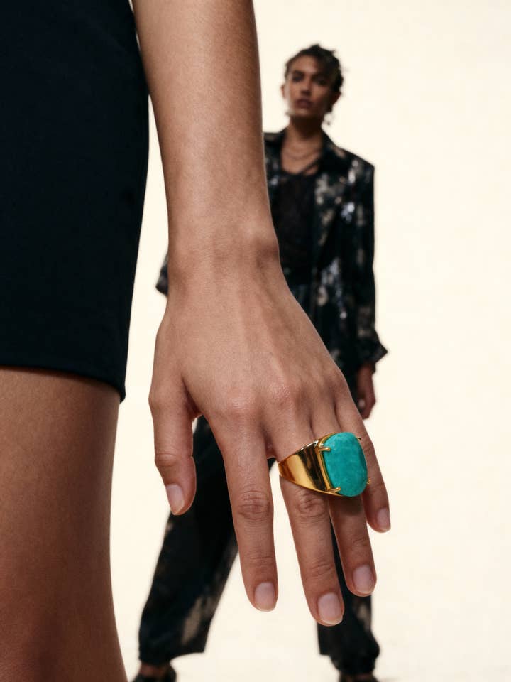 Verstelbare Natuurlijke Stenen Ring – Amethist, Rozenkwarts, Maansteen of Labradoriet | Vergulde Sieraden voor wholesale door PHOEBE´S