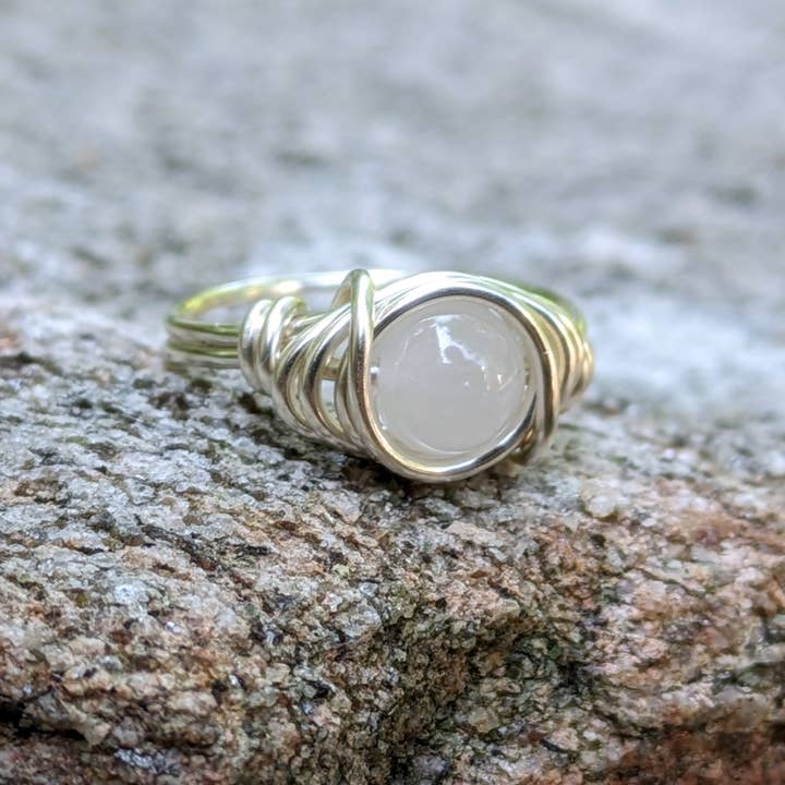 Kwartsring in zilveren kristallen Boho-sieraden, metafysisch voor wholesale door Distorted Earth