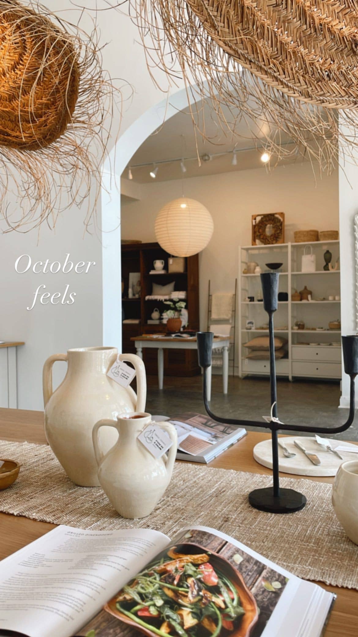 Cerámica Roca Caus – Großhandel Vasen – Traditionelle emaillierte Vase aus Keramik mit zwei Griffen