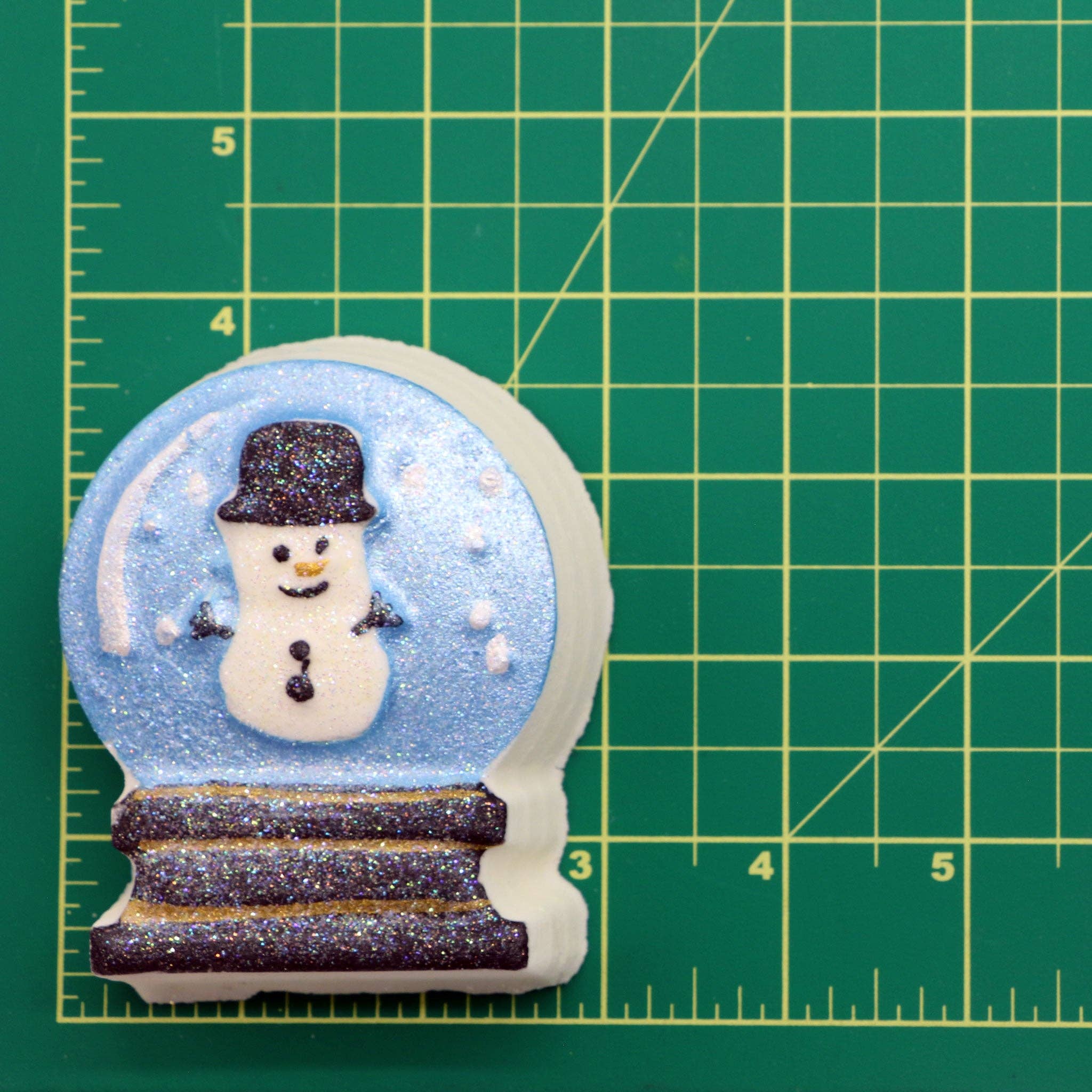 The Bomb Bar - Wholesale Bath Bomb/Fizz - Christmas - Snowman Globe1