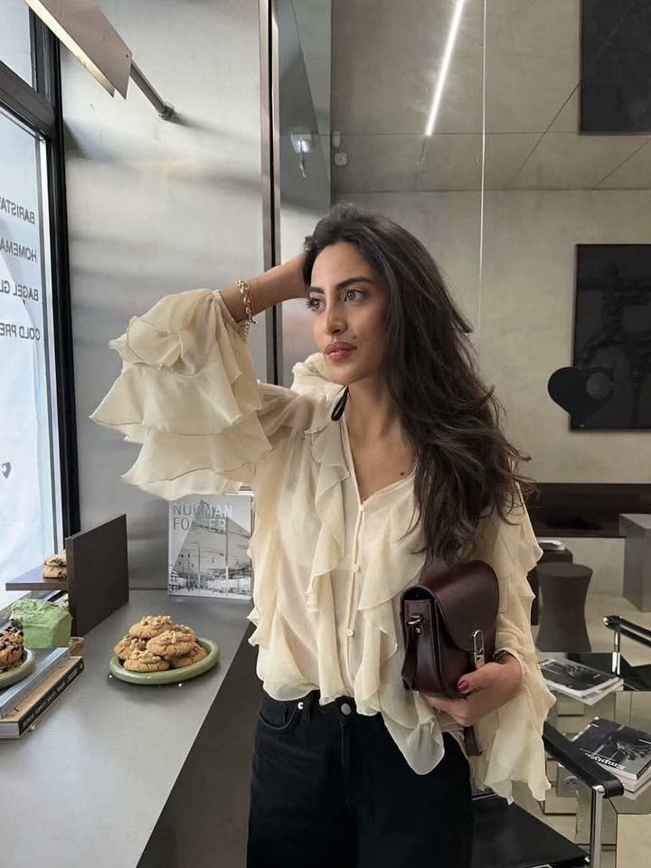 Marayn - Wholesale Blouse - Women's - Chic 2025 European Vneck Ruffled Layered Blouse B8882717