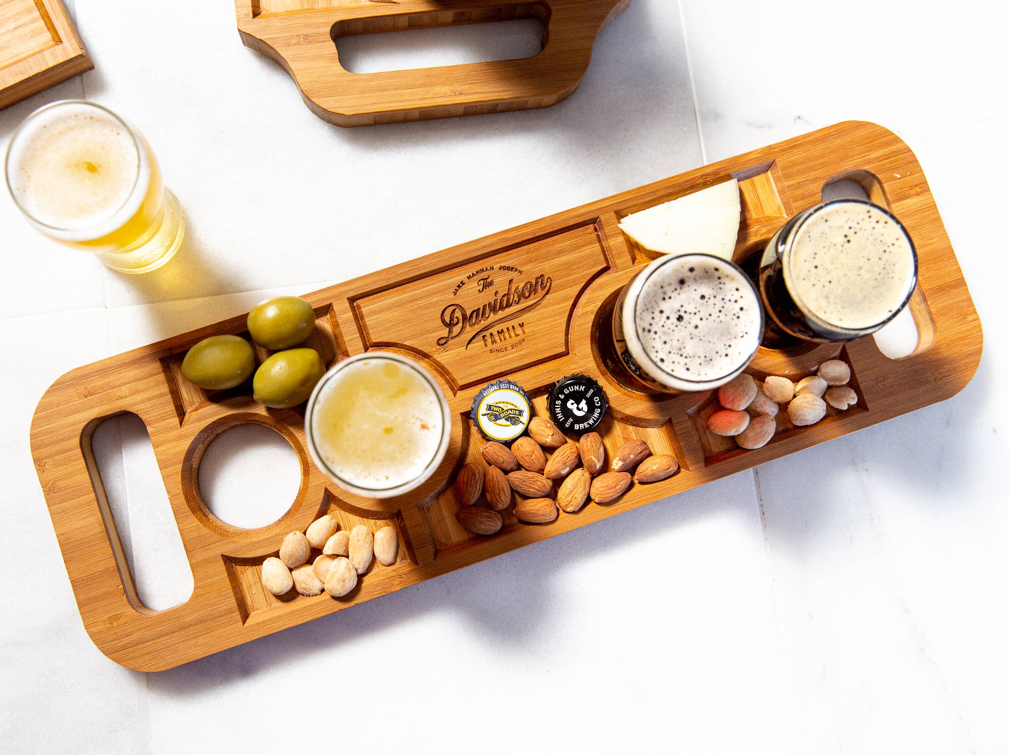 Left Coast Original – wholesale Beer/wine caddy – PERSONALIZED BEER FLIGHT SERVING TRAY6