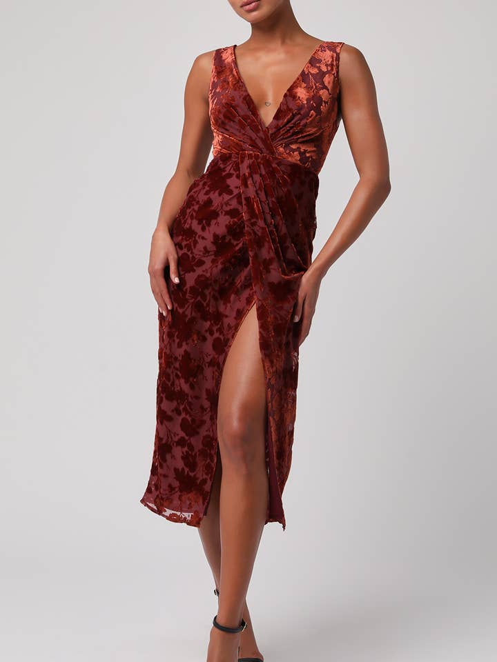 RUST AMAN VELVET MIDI DRESS for wholesale on Faire0