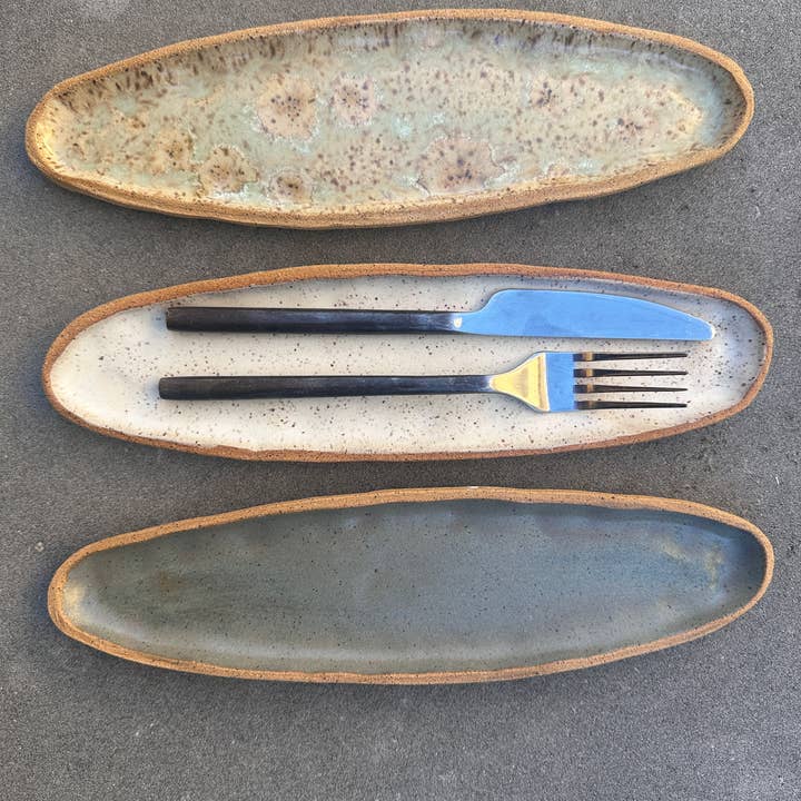 unit65 - Wholesale Decorative tray - Skinny Oval Ceramic Tray3