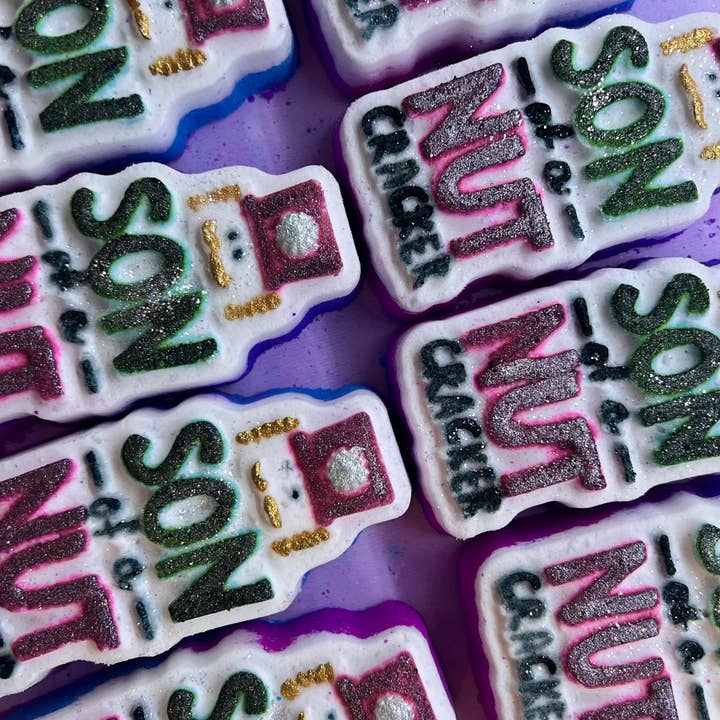 Unique creations soap company – Großhandel Badebombe/-sprudeltabletten – NUSSKNACKER Badebombe2