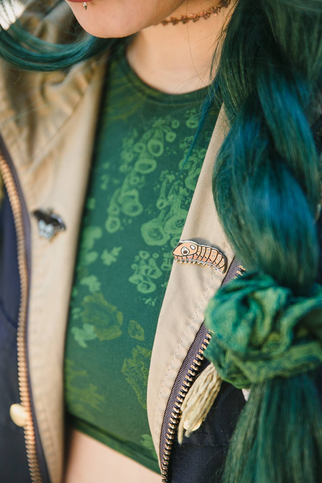 Solstice Handmade – wholesale Nål och knapp för kavajslag – Spicebush Swallowtail Pin Set1