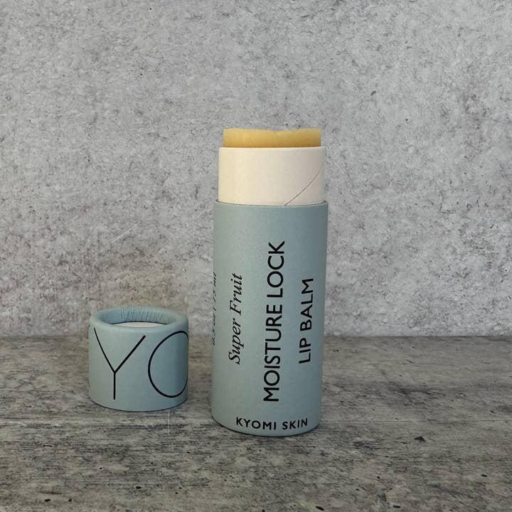 KYOMI SKIN - Vendita all'ingrosso Burro di cacao - Balsamo Labbra - Super Frutta - 100% Naturale e Vegano. Blocco di Umidità