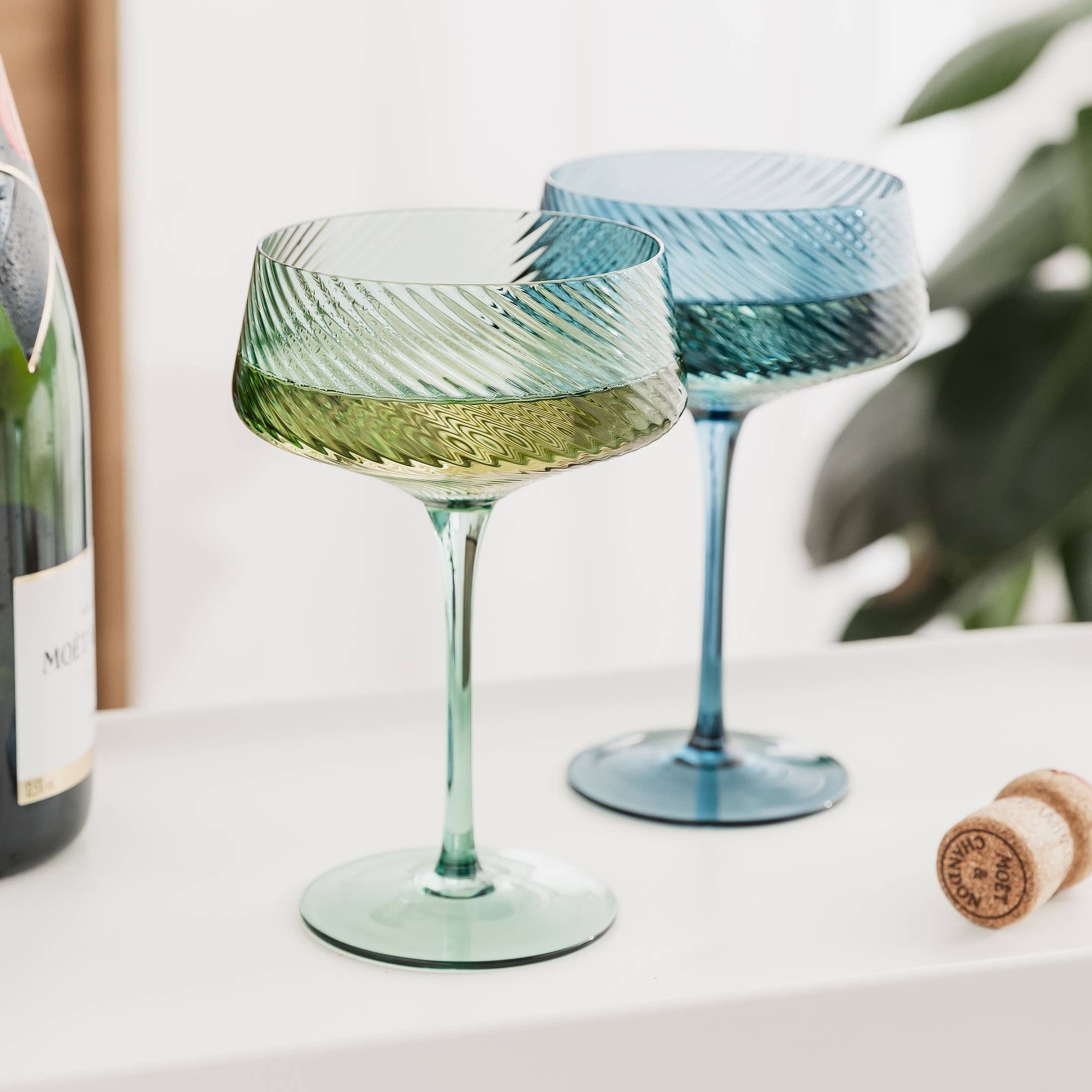 UBERSTAR – wholesale Champagne flute – Twist Champagne Coupe Glasses - Set of 2 Blue/Green1