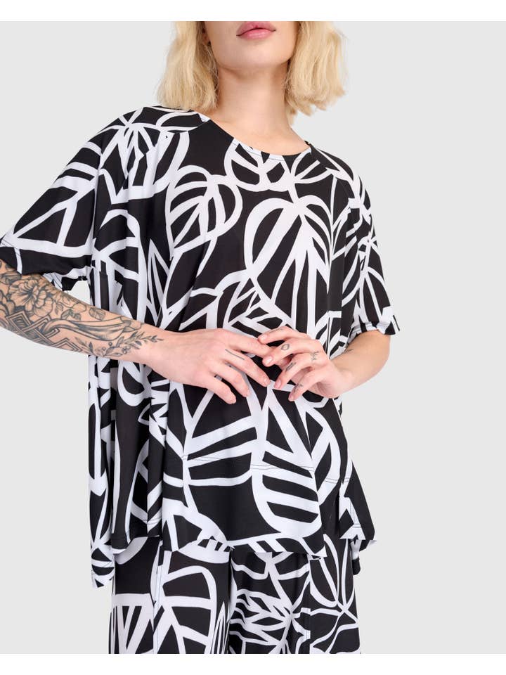 Foglia Trapeze Top, Mono for wholesale on Faire1