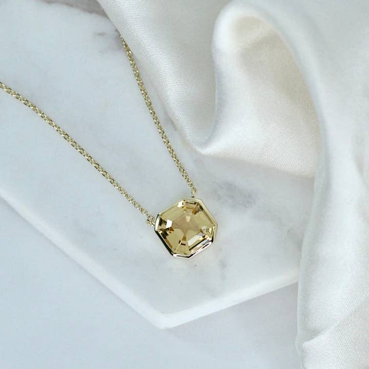 Luxe Asscher Ketting in Champagne CZ voor wholesale door Chloe + Lois