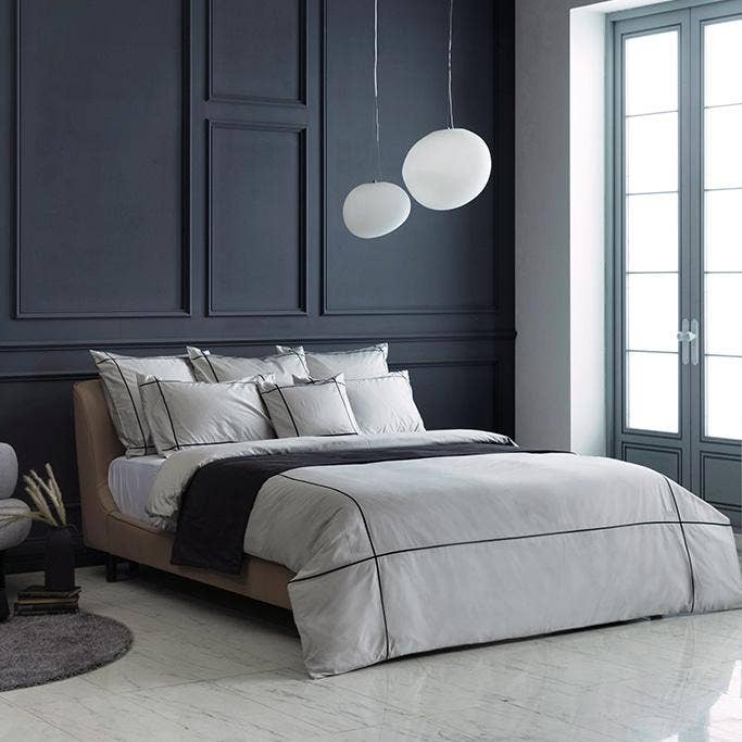 Crown Goose - Wholesale Bedding Set - Cordon Collection, Modern Nox Queen1