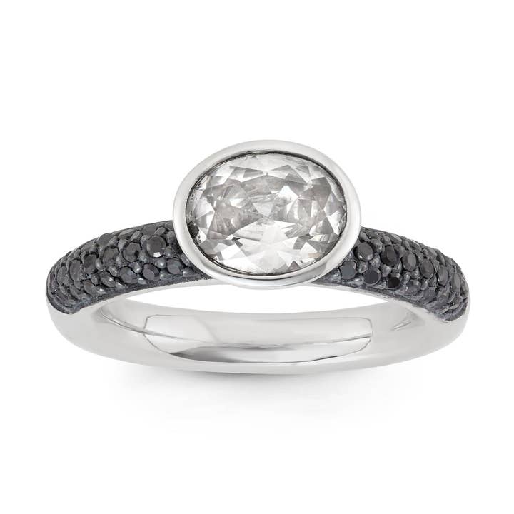 Sterling Silver Ring med Oval vit & svart bana CZs storlek 5 för wholesale av Luxe on Main LLC