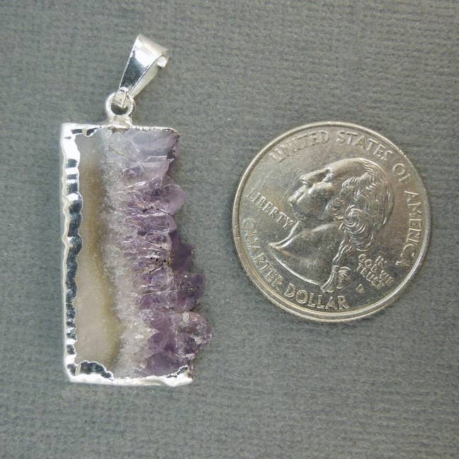 Jewelers Paradise - Wholesale Individual Charm/Pendant - Amethyst Slice with Silver Edge Amethyst Slice Pendant2