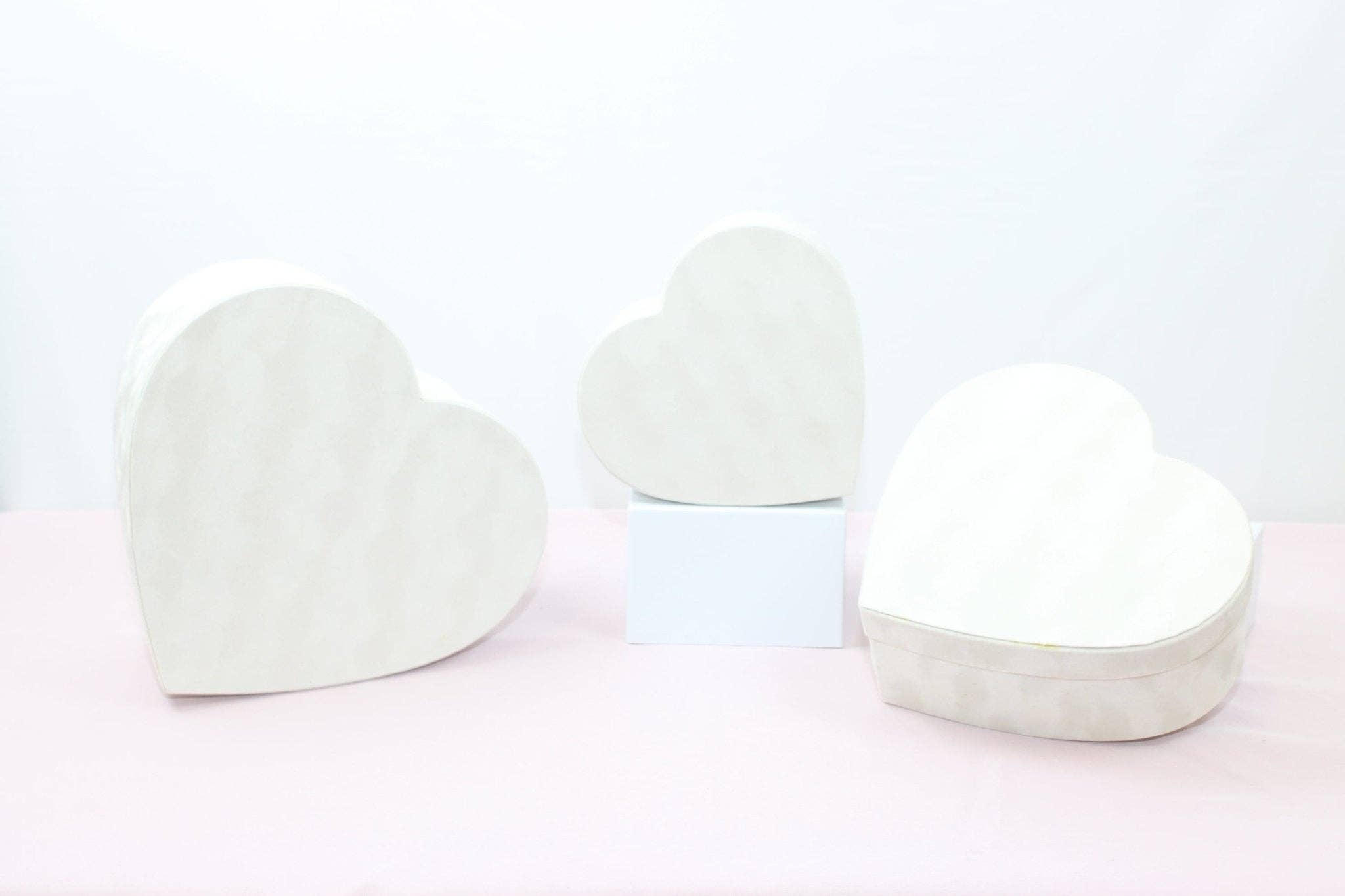 Elegant Design Supply - Wholesale Gift Box - Chic Velvet Heart Flower Box with Lid9