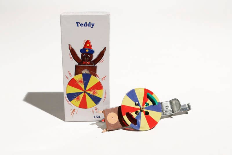 die Blechfabrik e.K. - Wholesale Classic Toy - Kids - Pinwheel bear “Teddy”, made in India1