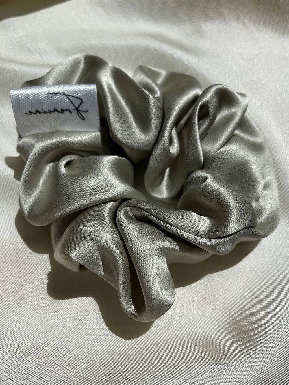 Francine Hair Care - Wholesale Scrunchie - Women's - Silk scrunchie11