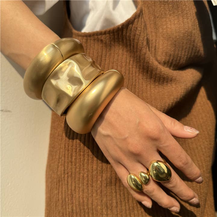 Molten Finish Statement Bangle for wholesale by Lyonlee